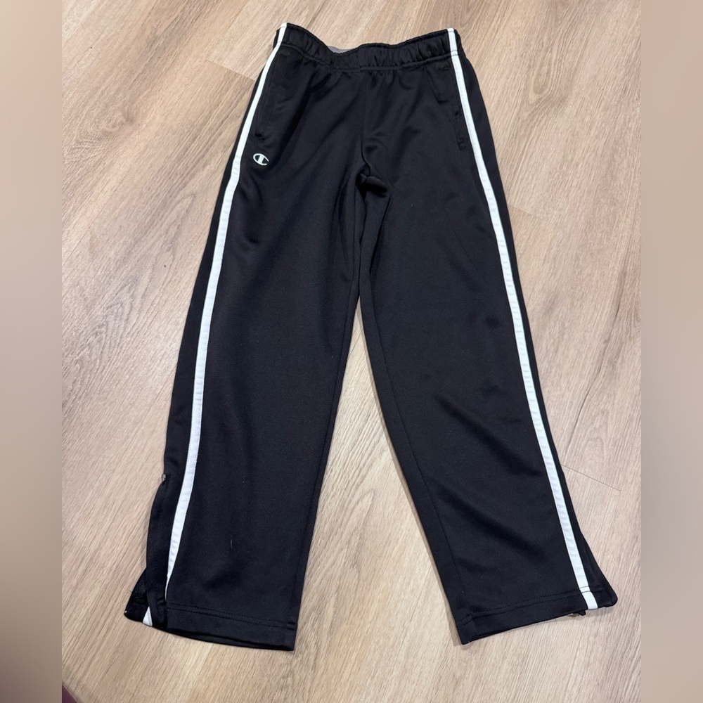 Gender neutral champion pants youth medium
